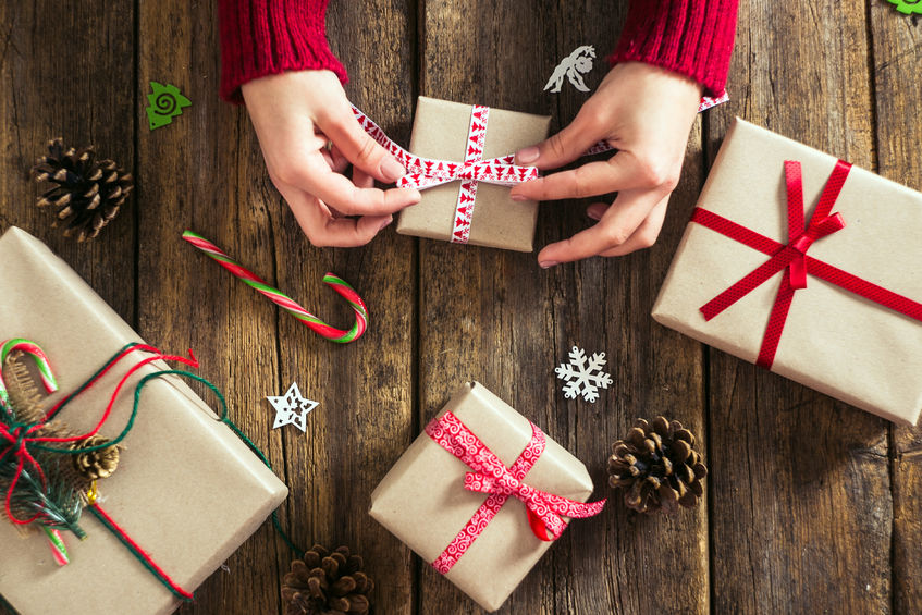 Helyezzen a karácsonyfa alá saját kezűleg készített ajándékokat!