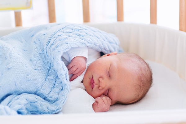 Gondoskodjon kisgyermeke pihenéséről pamut babaágyneművel!